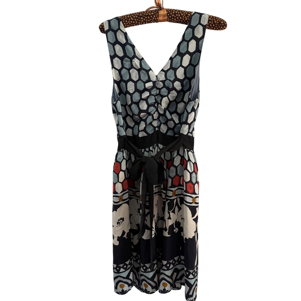 Line & Dot Geometric Floral Ruched Tie Back Dress 100% Silk Lined Blue Black M - Picture 6 of 6
